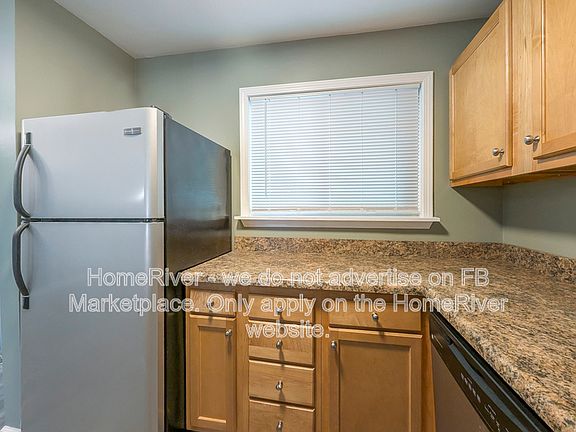 5th image of 336 Byron Cir