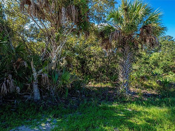 3rd image of 17381 Gulfspray Cir