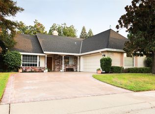 1402 Oak Grove Dr, Roseville, CA 95747