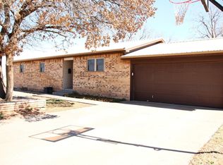 410 Mohawk Dr, Post, TX 79356