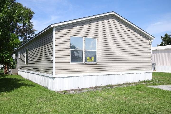 1st image of 1806 NW 21st Ter #364