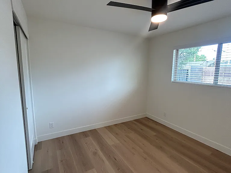 2633 E Glenrosa Ave #3 — Photo 9