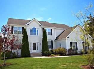 7 Desiderata Dr, Plymouth, MA 02360