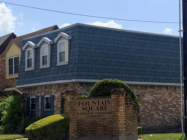 1351 Mardi Ln, Houston, TX 77055