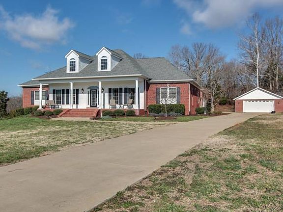 Seperate 32x36 garage