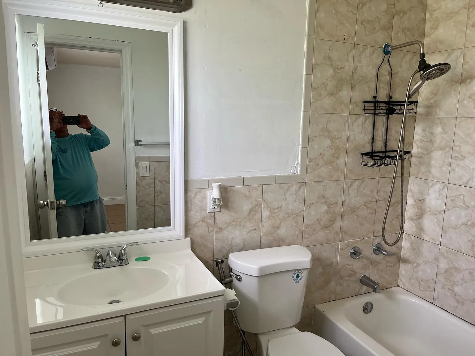 1 bed, 650 sqft, $1,600 — Photo 2