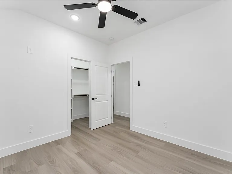 9406 Sandra St #A — Photo 17