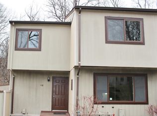 6352 Saint Johns Dr, Eden Prairie, MN 55346