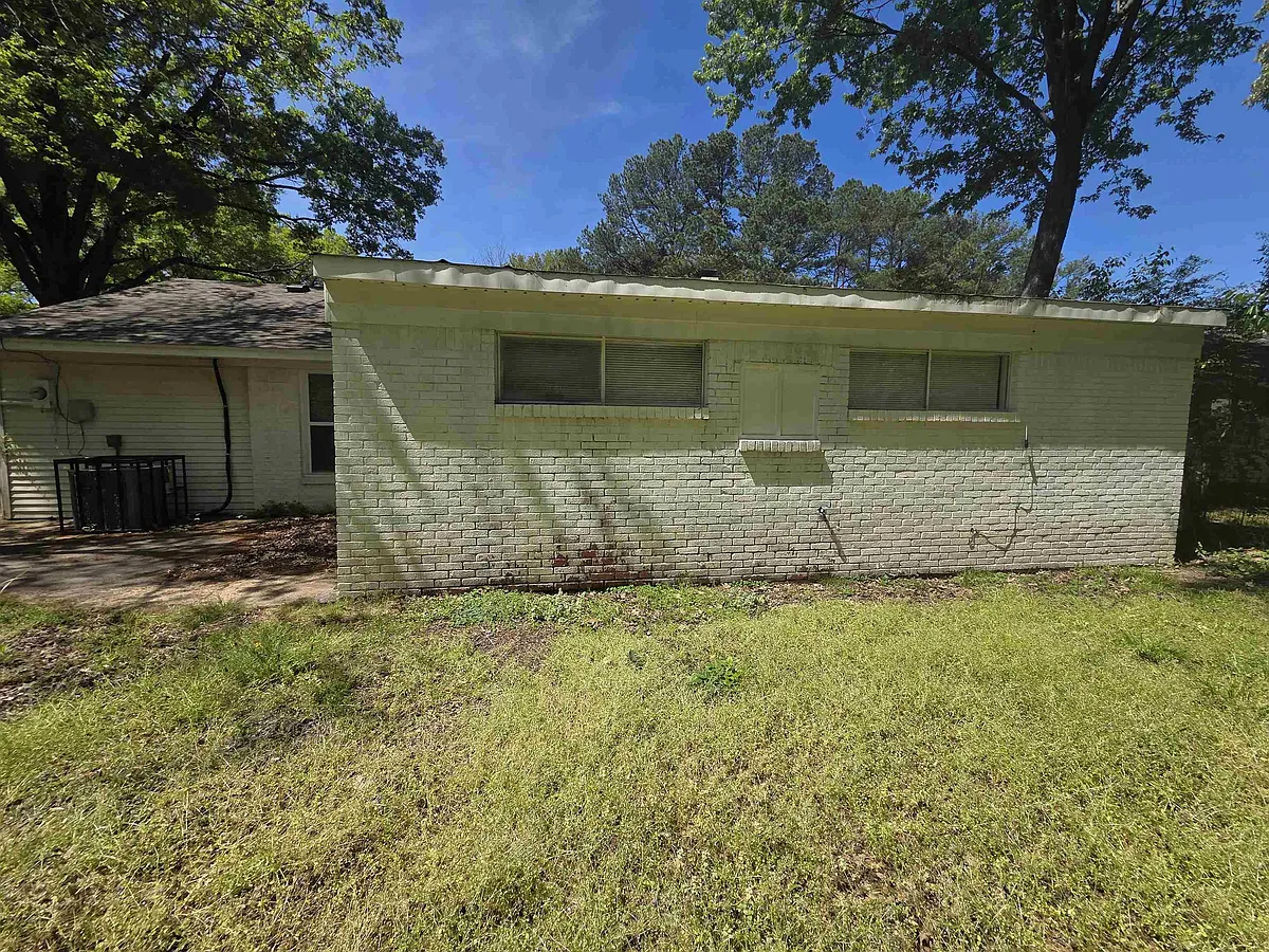 Building Photo - 1486 Patterson St