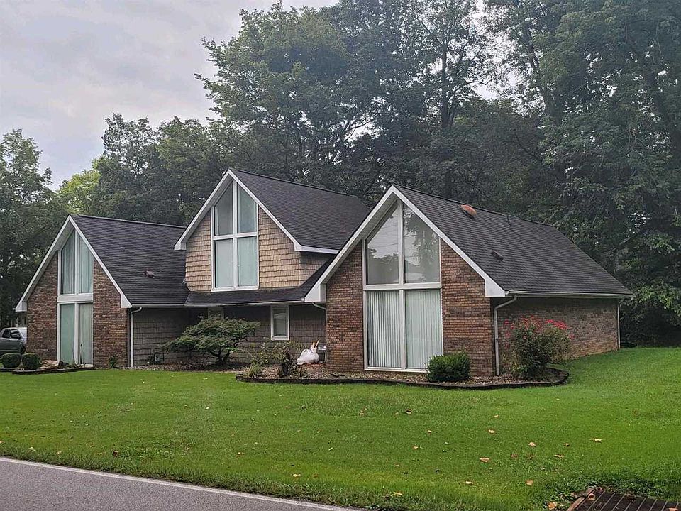 2nd image of 6722 Miller Ln
