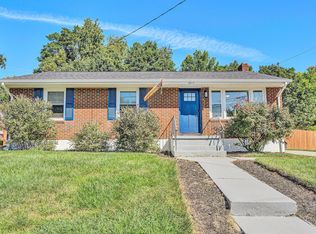 2317 Mowles Dr, Salem, VA 24153