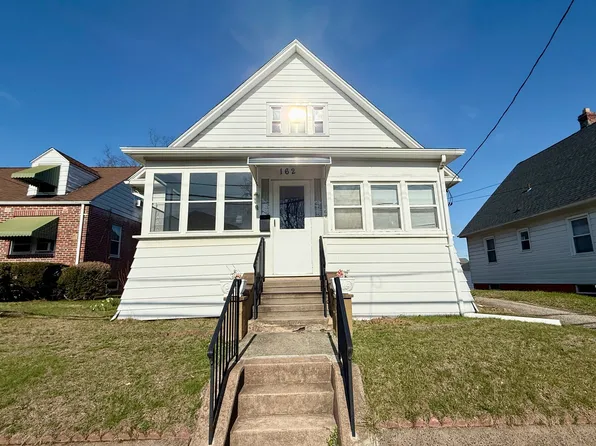 162 Charter Oak Avenue, East Haven, CT 06512