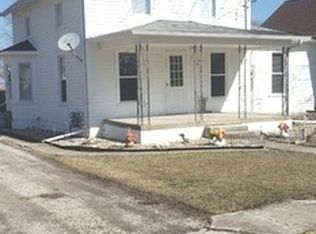 315 E North St, Forrest, IL 61741