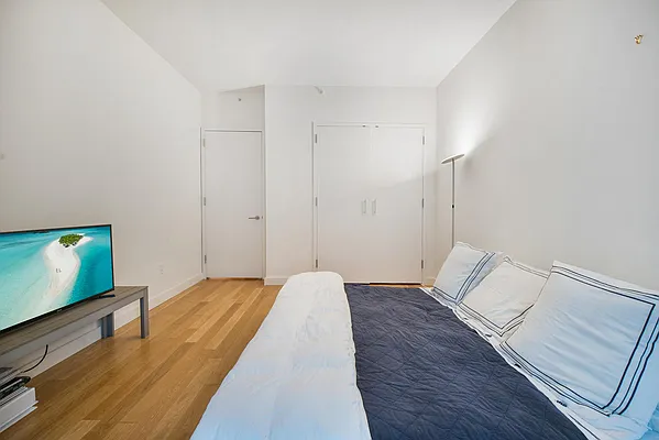 Rented by NestApple, Inc. | media 22