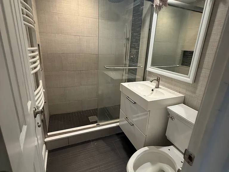 211 Bradford Ave — Photo 18