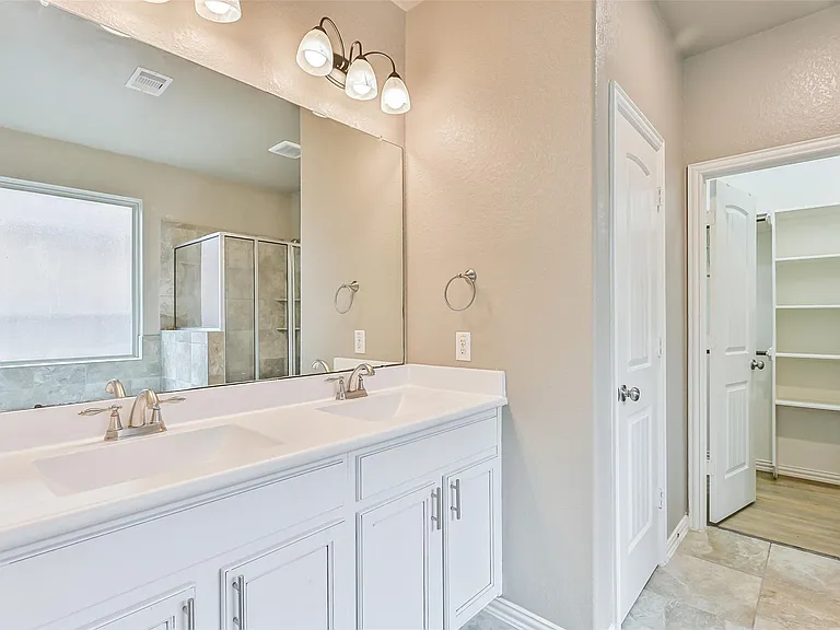 4511 Apple Point Ln — Photo 24