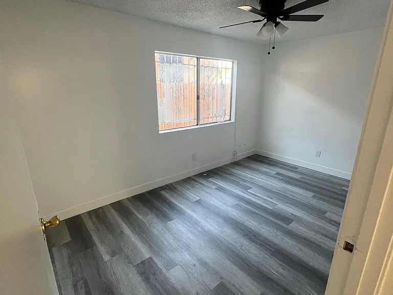 235 W 89th St — Photo 7
