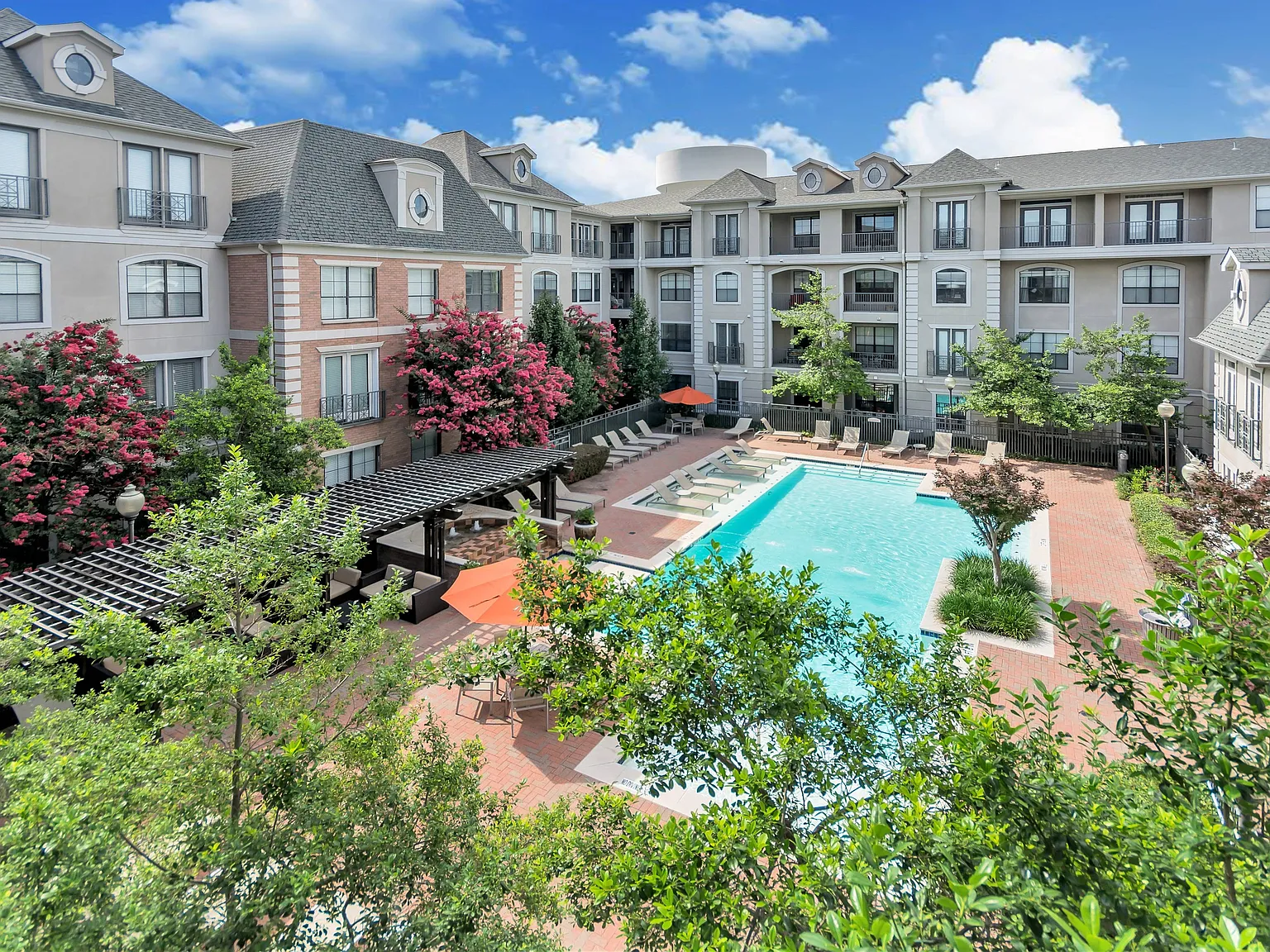 Renaissance at Preston Hollow — Photo 4