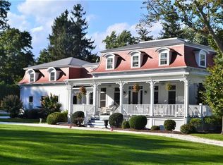 24 Maple Rd, Warren, RI 02885