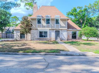 5938 Theall Rd, Houston, TX 77066