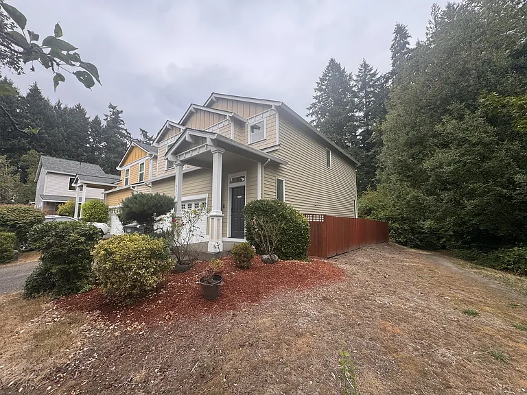 432 NE 57th Ave — Photo 36