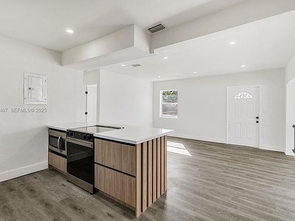 2nd image of 939 NW 12th St