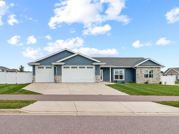 162 Chickadee Ln, Sauk City, WI 53583