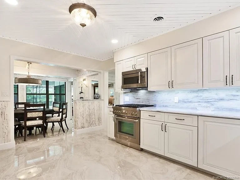 21 Emarita Way — Photo 16