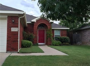 8341 Riversprings Dr, Hurst, TX 76053