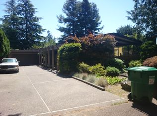 3965 W Barrett Ln, Seattle, WA 98199