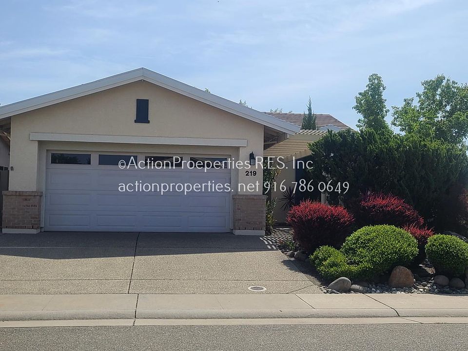 1st image of 209 Surreytop Ln
