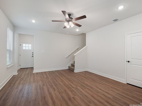 5th image of 2507 Lynwood Bnd