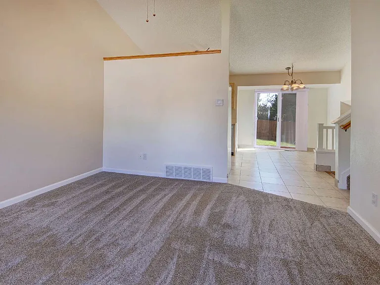 7490 Churchwood Cir — Photo 11