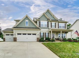 5026 Stonehill Ln, Matthews, NC 28104