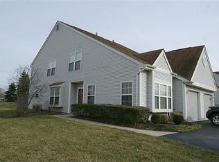 274 Birch Hollow Dr, Bordentown, NJ 08505