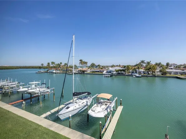 12405 3rd St E APT 304, Treasure Island, FL 33706