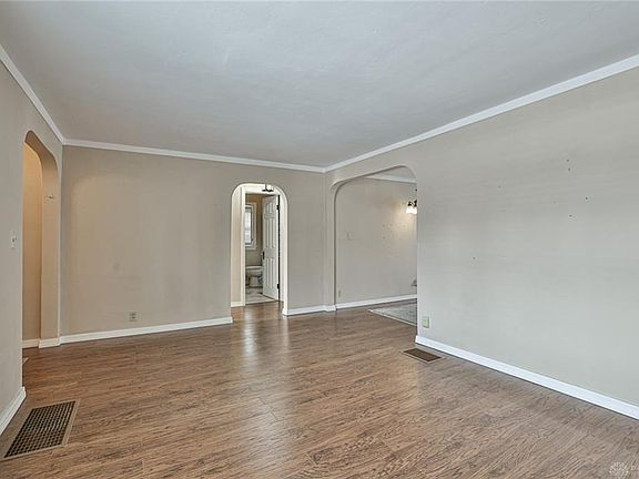 5th image of 1541 Fauver Ave