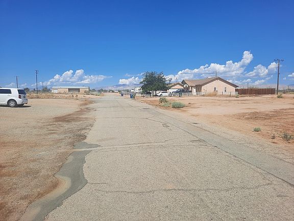 4th image of Dogbane Ave