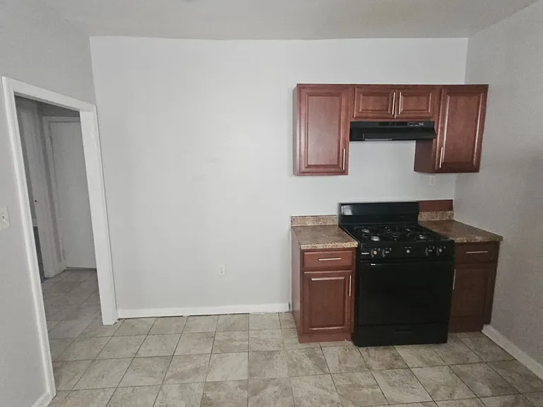 58-60 Clinton Pl #A — Photo 11