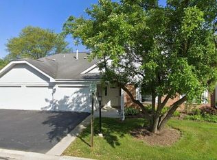 228 Arrowwood Ct Unit B2, Schaumburg, IL 60193