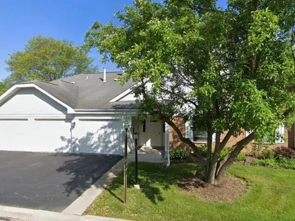 228 Arrowwood Ct Unit B2, Schaumburg, IL 60193