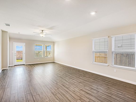 The Oleander 401 Floorplan