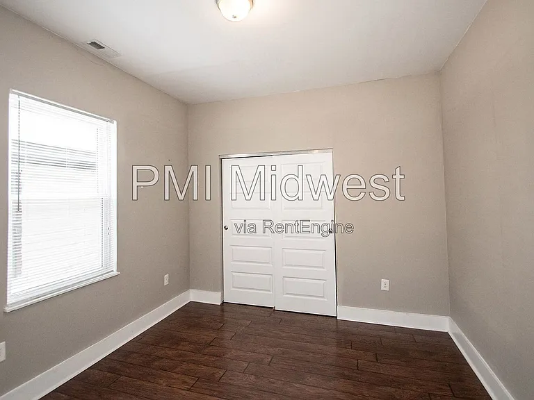 2029 N College Ave #A — Photo 14