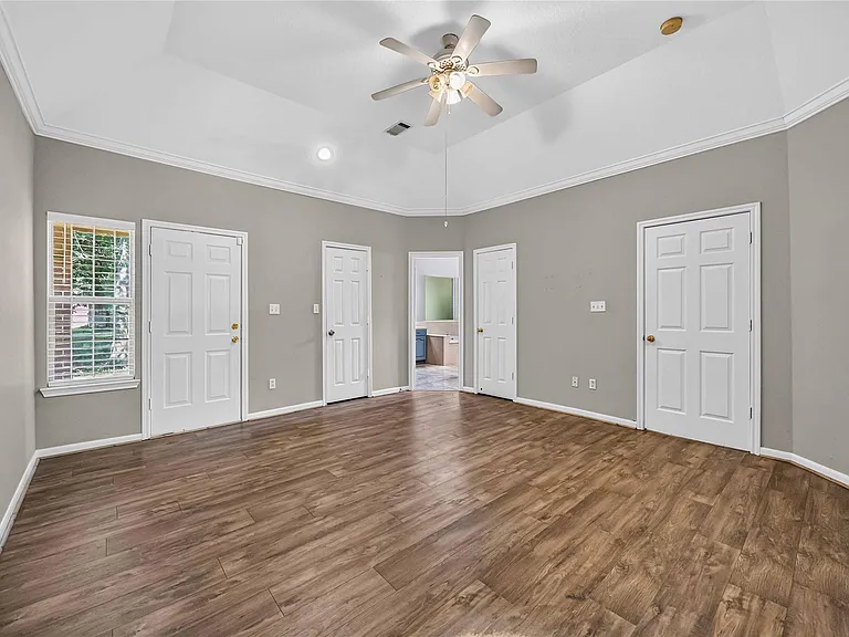 22962 Volga Dr — Photo 21