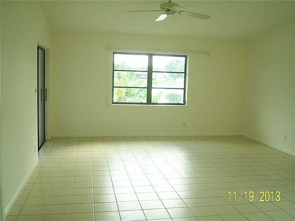 2nd image of 10400 NW 71st Pl