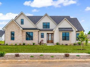 502 Saffron Ln, Versailles, KY