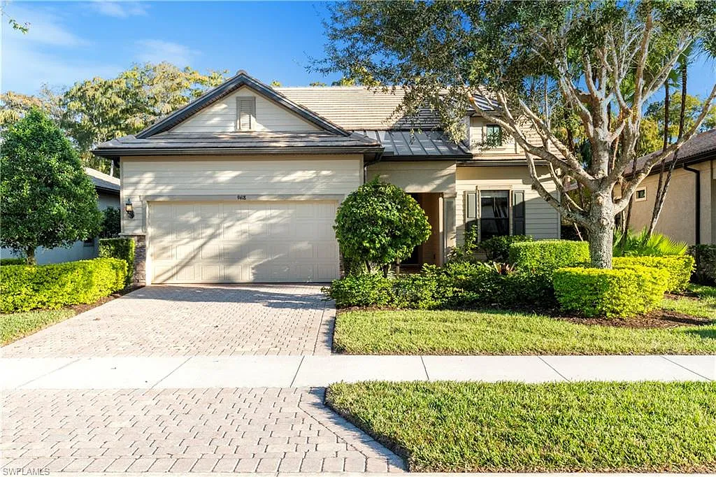 3 bed, 2.0 bath, 2107 sqft, $3,950 — Photo 1