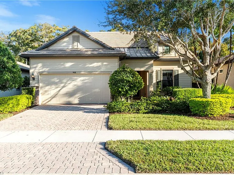 9418 Greyhawk Trl — Photo 1