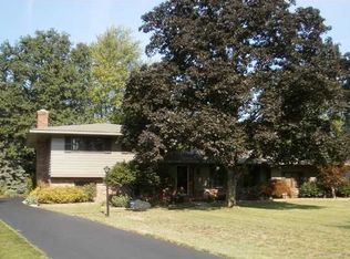 439 N River Rd, Waterville, OH 43566