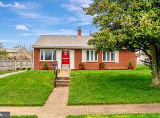 206 Hazlett Rd, New Castle, DE 19720